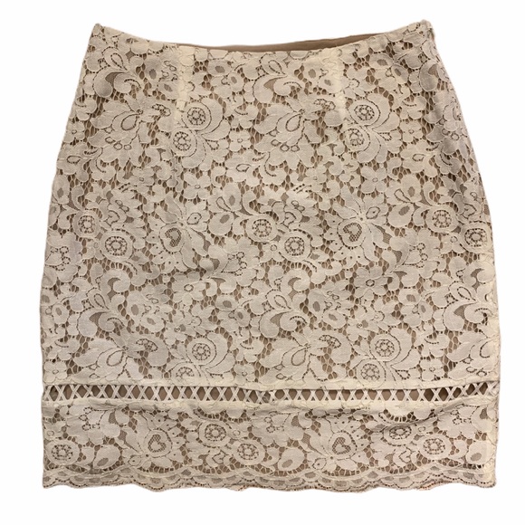 Aqua Dresses & Skirts - Aqua Lace Skirt Size Medium